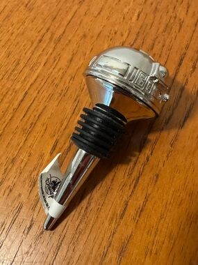 Disney Parks Star Wars Galaxy’s Edge Droid Depot R2-D2 Wine Stopper Exclusive